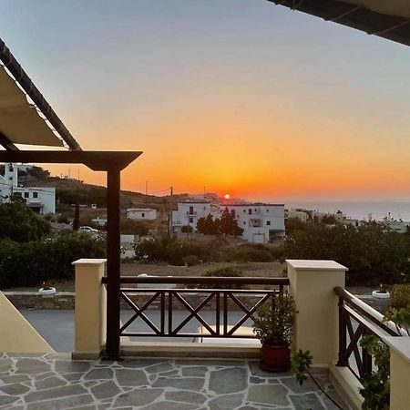 Theodorou Hotel Azolimnos Syros Exterior photo