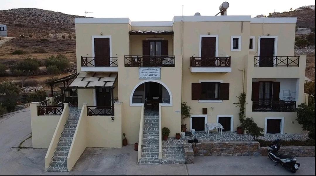 Theodorou Hotel Azolimnos Syros Exterior photo