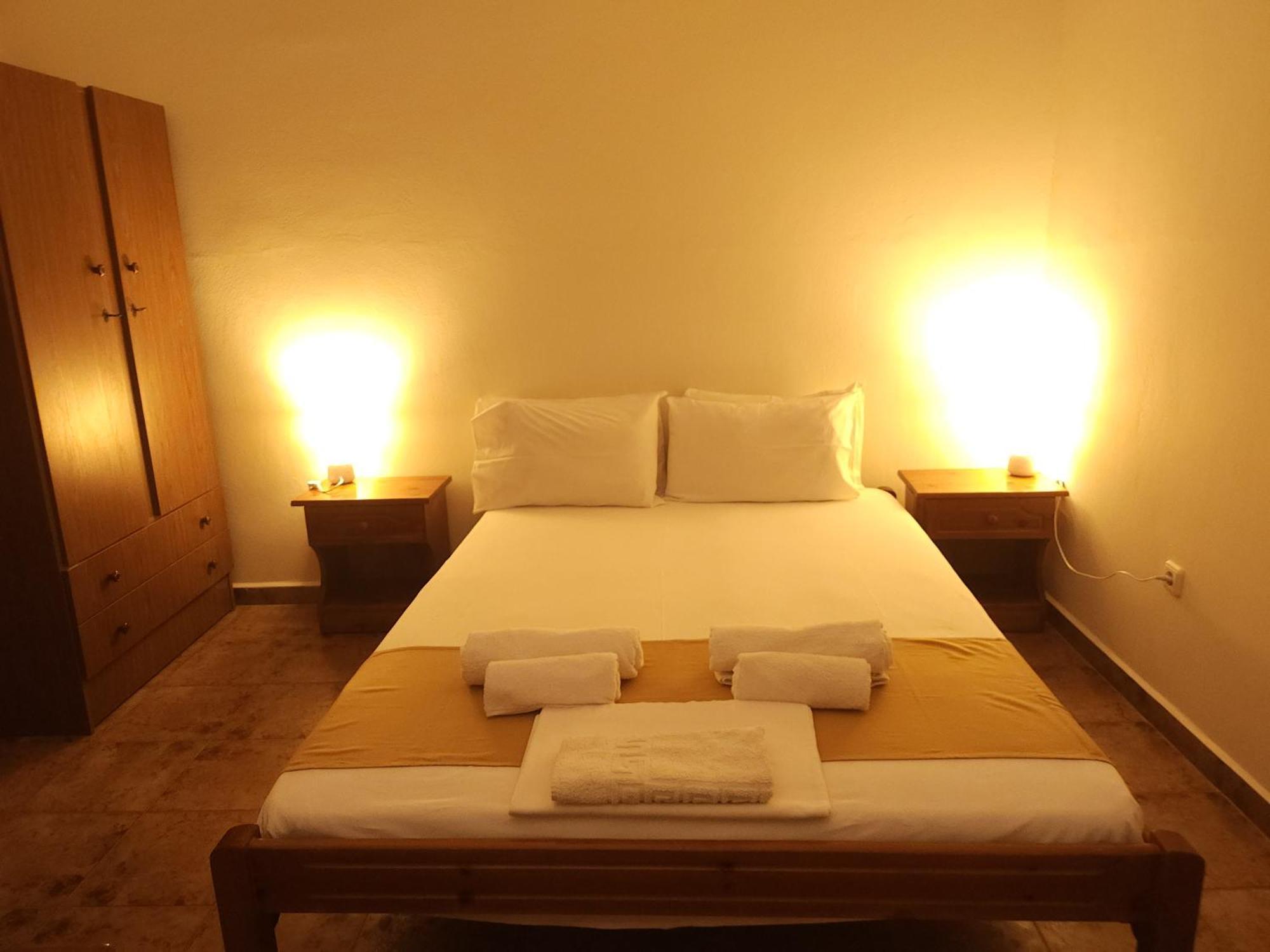 Theodorou Hotel Azolimnos Syros Exterior photo