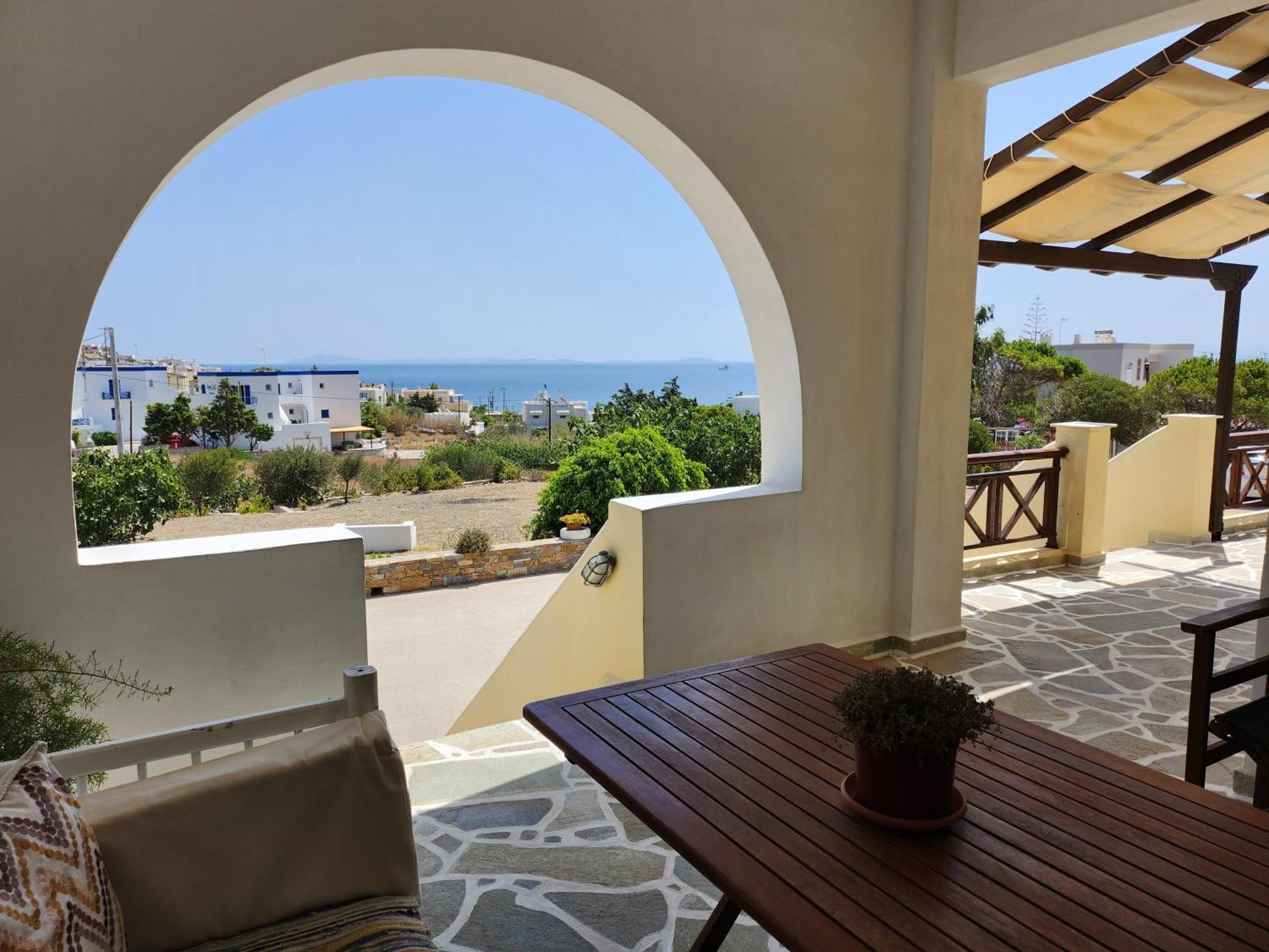 Theodorou Hotel Azolimnos Syros Room photo