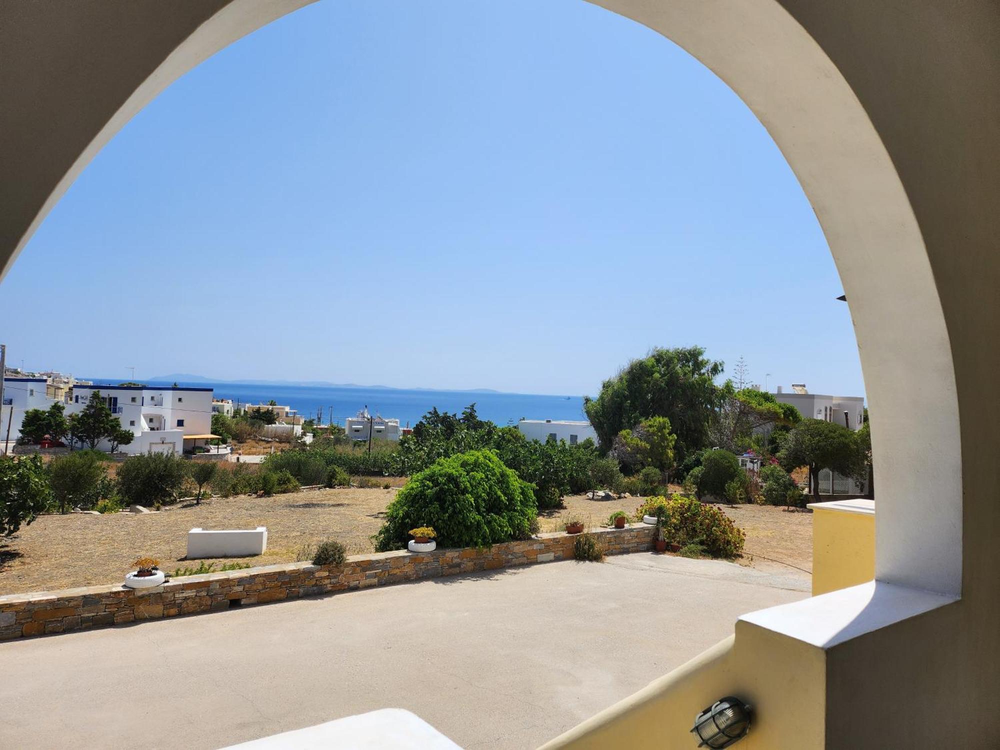 Theodorou Hotel Azolimnos Syros Room photo