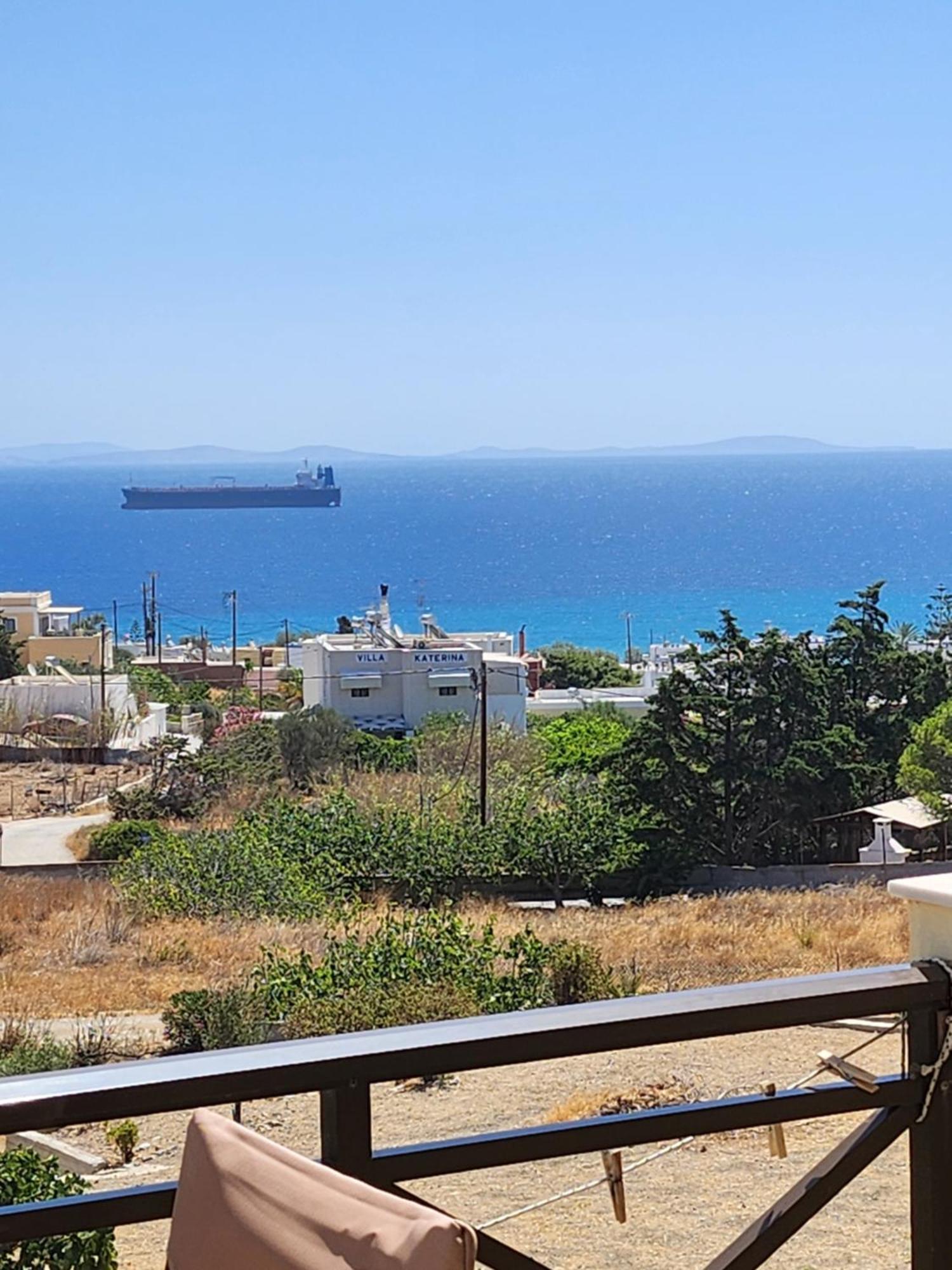 Theodorou Hotel Azolimnos Syros Exterior photo